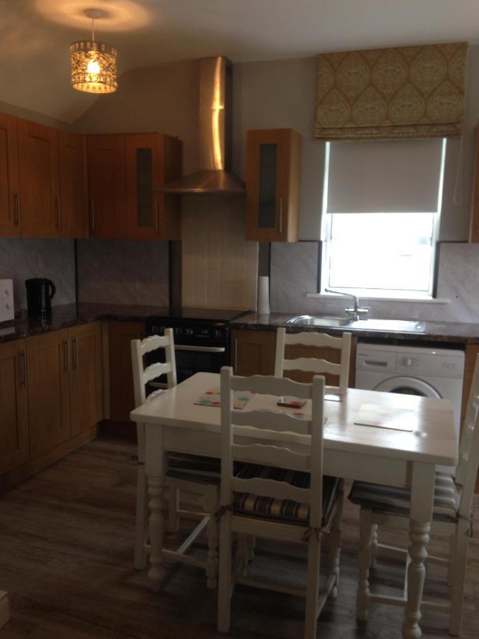 Crossmaglen 'Uncle Owenie'S Cottage' מראה חיצוני תמונה